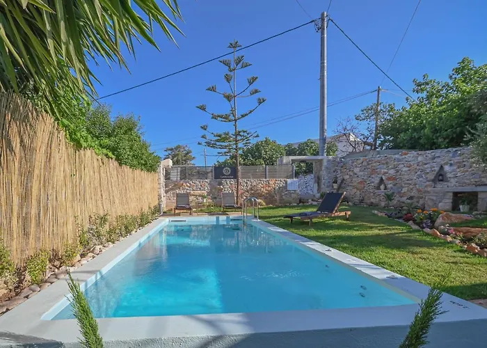 Villa Garifalia With Sauna & Hydromassage